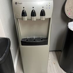GE Water Dispenser
