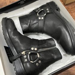Diesel Boots