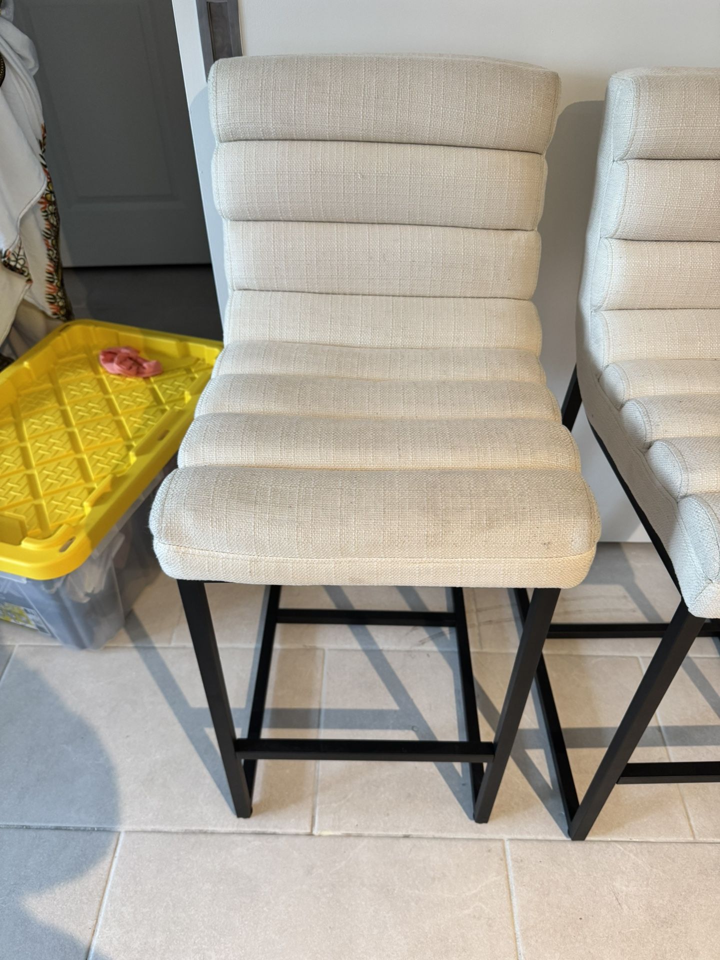 Set Of 2 Stylish Counter Stools