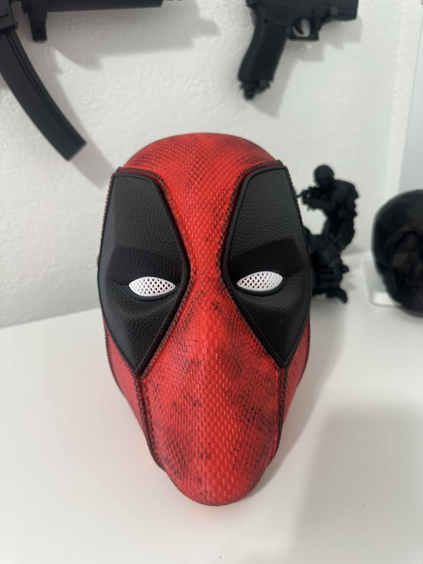 3D Printed Deadpool Helmet/Mask (Halloween )