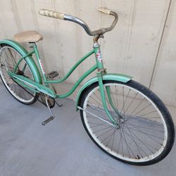 Original Vintage Derby 26" Rim Ladies Green Bicycle Cruiser 

