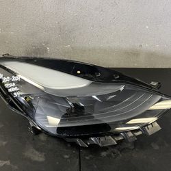 2021-2022-2023-2024 TESLA MODEL 3/Y RIGHT HEADLIGHT OEM USED