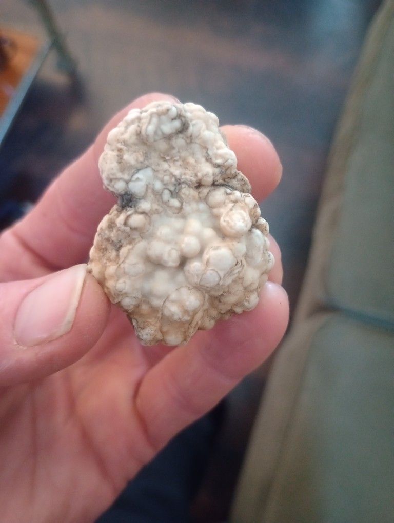 Stones Crystals Rocks Wood 80015