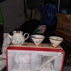 Japanese Artia Bamboo Style Tea Pot And 2 Cups