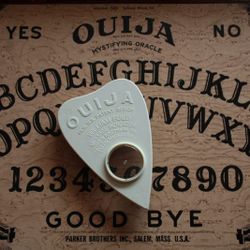 OUIJA BOARD
