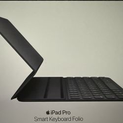 Apple iPad (11-inch) Smart Keyboard Folio 