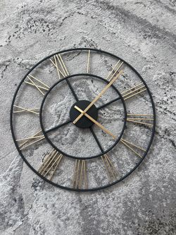 Decorating Clock