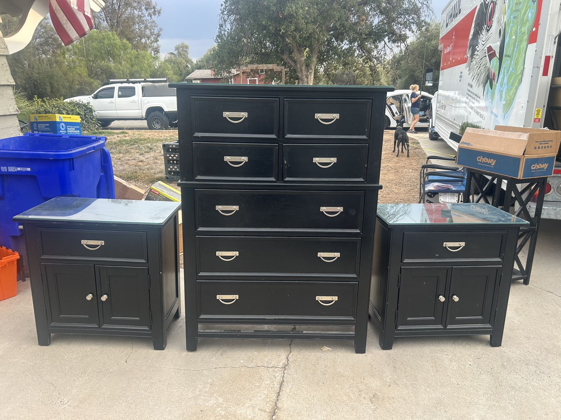 Dresser And End Tables