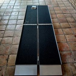 Wheelchair ramp 600lb weight capacity brand new i can deliver in san antonio area