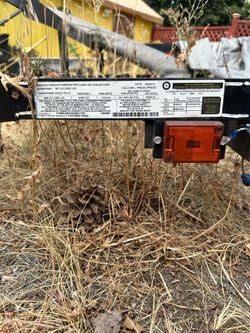 Approx 4x8 steel trailer carries 1697#