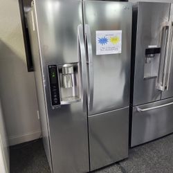 🍛Leftovers Season Sale! 2020 LG Refrigerator  - Warranty Included 