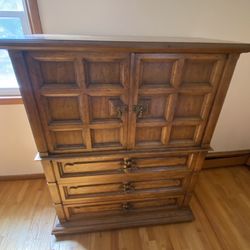 1970s Vintage Drexler Heritage Highboy Dresser
