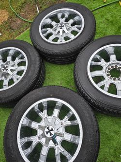 Set rims 6 lugs universal chevy and f150