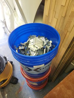 20 ga bridge clips for framing bucket of 200