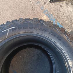 2 Llantas Lt 33 X 12.50 R20 Bfgoodrich All Terrain 