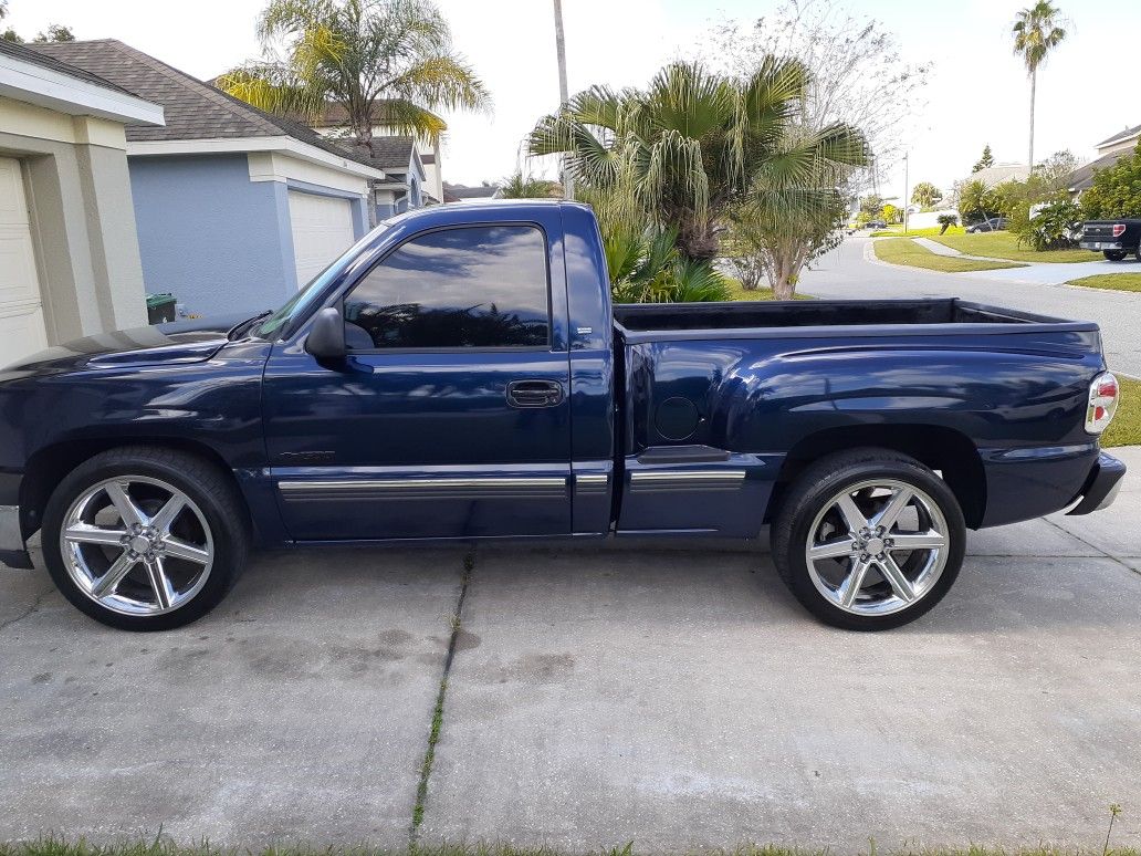 2000 CHEVY SILVERADO  STEPSIDE BLUE