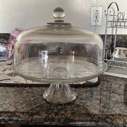 Glass cake stand with dome