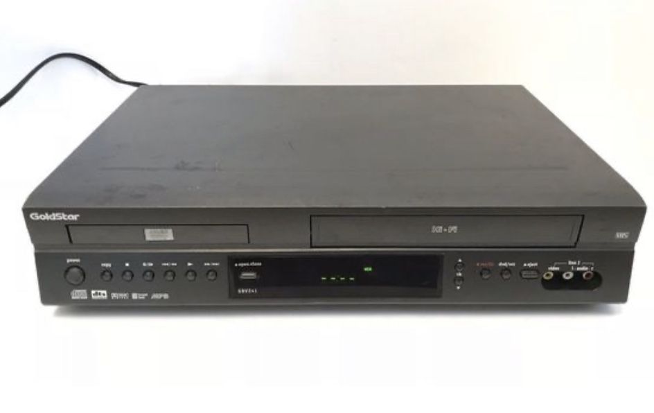 DVD VHS Combo player VCR Goldstar GBV241 for Sale in Tampa, FL OfferUp