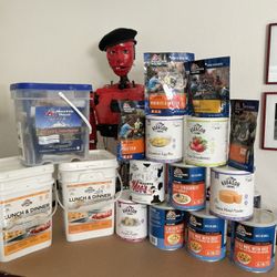 Lot of Freeze Dried Foods for Campers, Preppers, Game harvesters