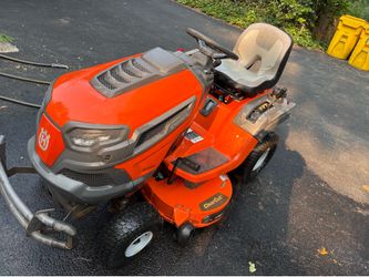 Husqvarna TS 242XD riding mower