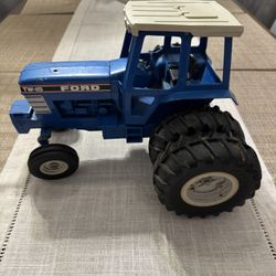 Ford TW-15 Tractor  1/12 Scale Vintage Toy Truck Tractor Blue