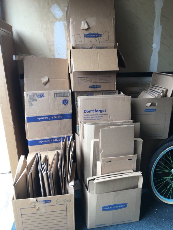 100 used boxes