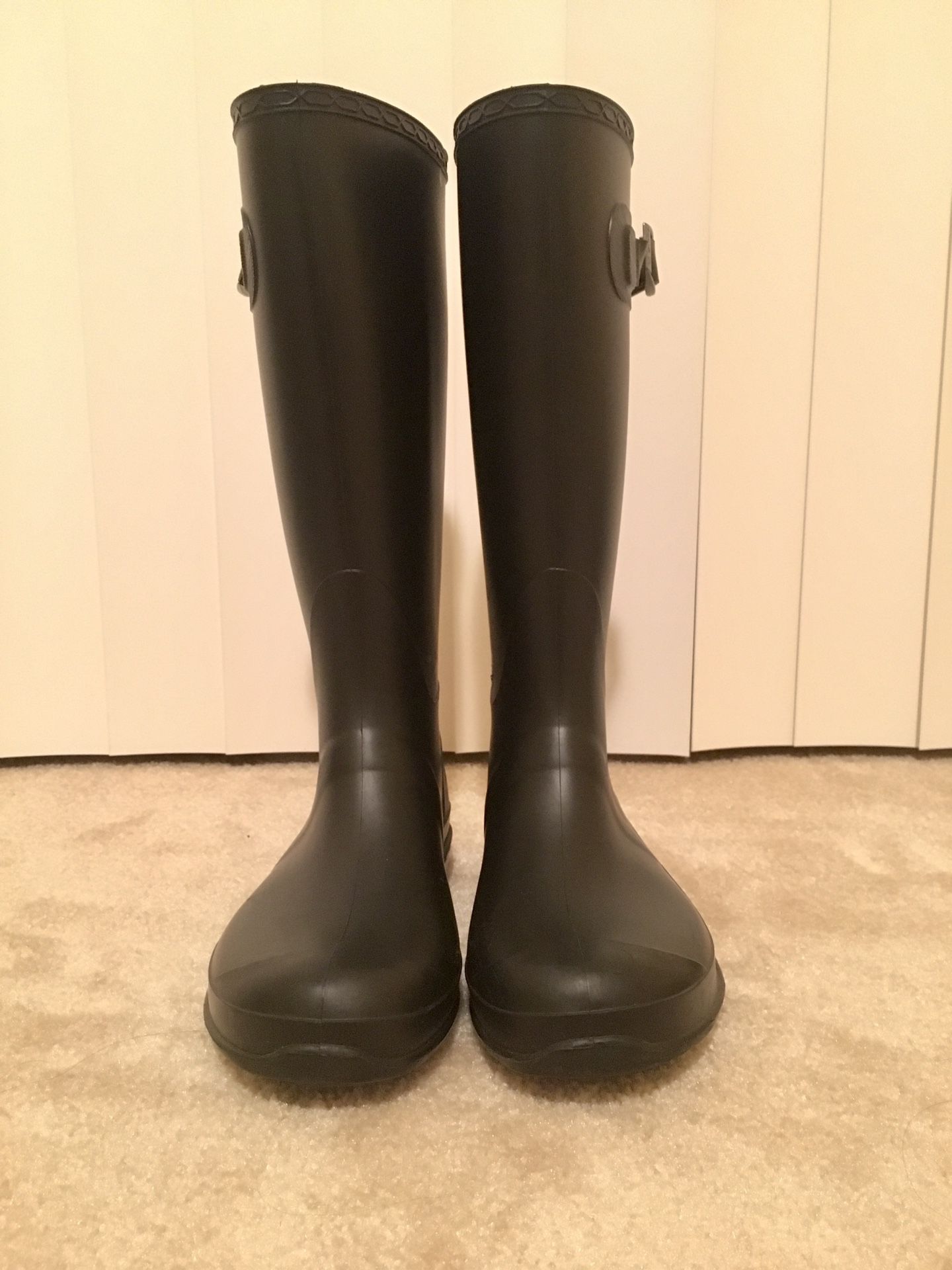 Women’s Rain Boots (Kamik) Size 7