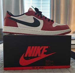 Jordan 1 low Chicago Men’s 10.5