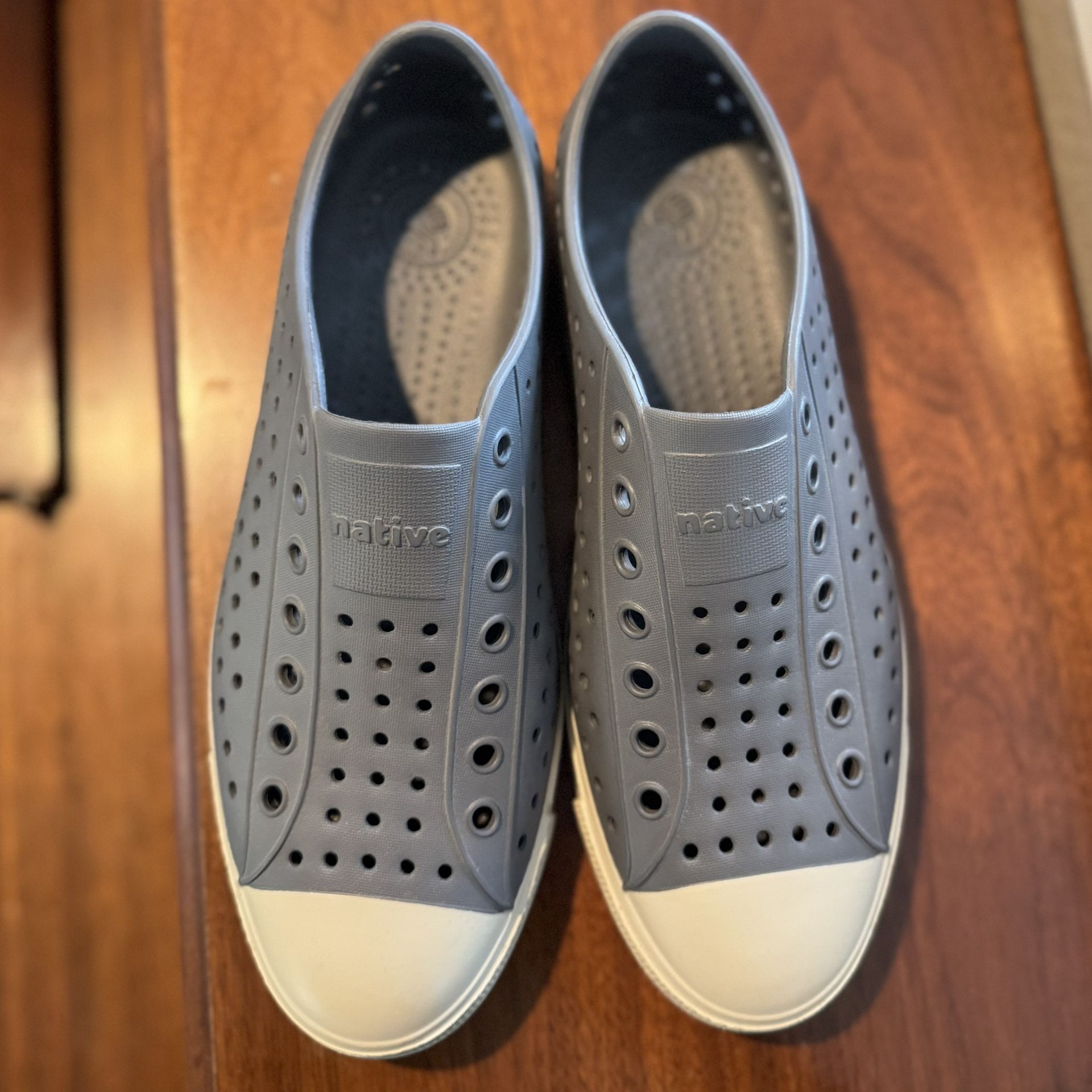 Brand New Native Jefferson Gray Slip-On Lightweight Foam Shoes, Mens 6, Womens 8
