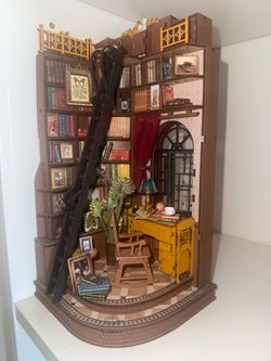 Book nook
