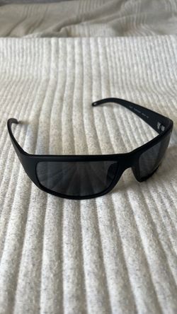 Tommy Hilfiger Men’s Wraparound Sunglasses