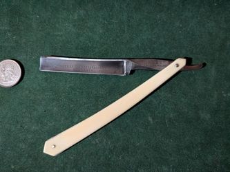 Hornet straight razor shave ready