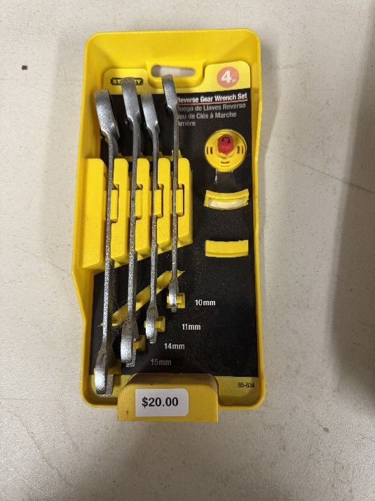 Reverse gear wrench Set