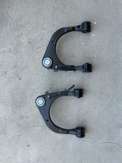 2022–2026 Toyota Tundra OEM Upper Control Arms – Pair