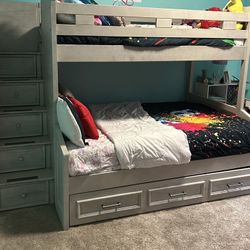 Gray Full/twin Bunk Bed w/ storage 