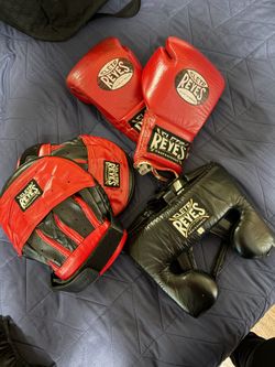 Cleto Reyes Bundle