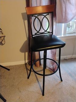 2 swivel stools