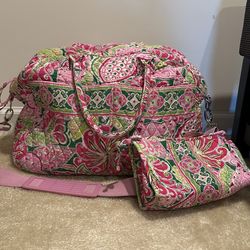 Vera Bradley Weekender Bag With Matching Makeup Pouch