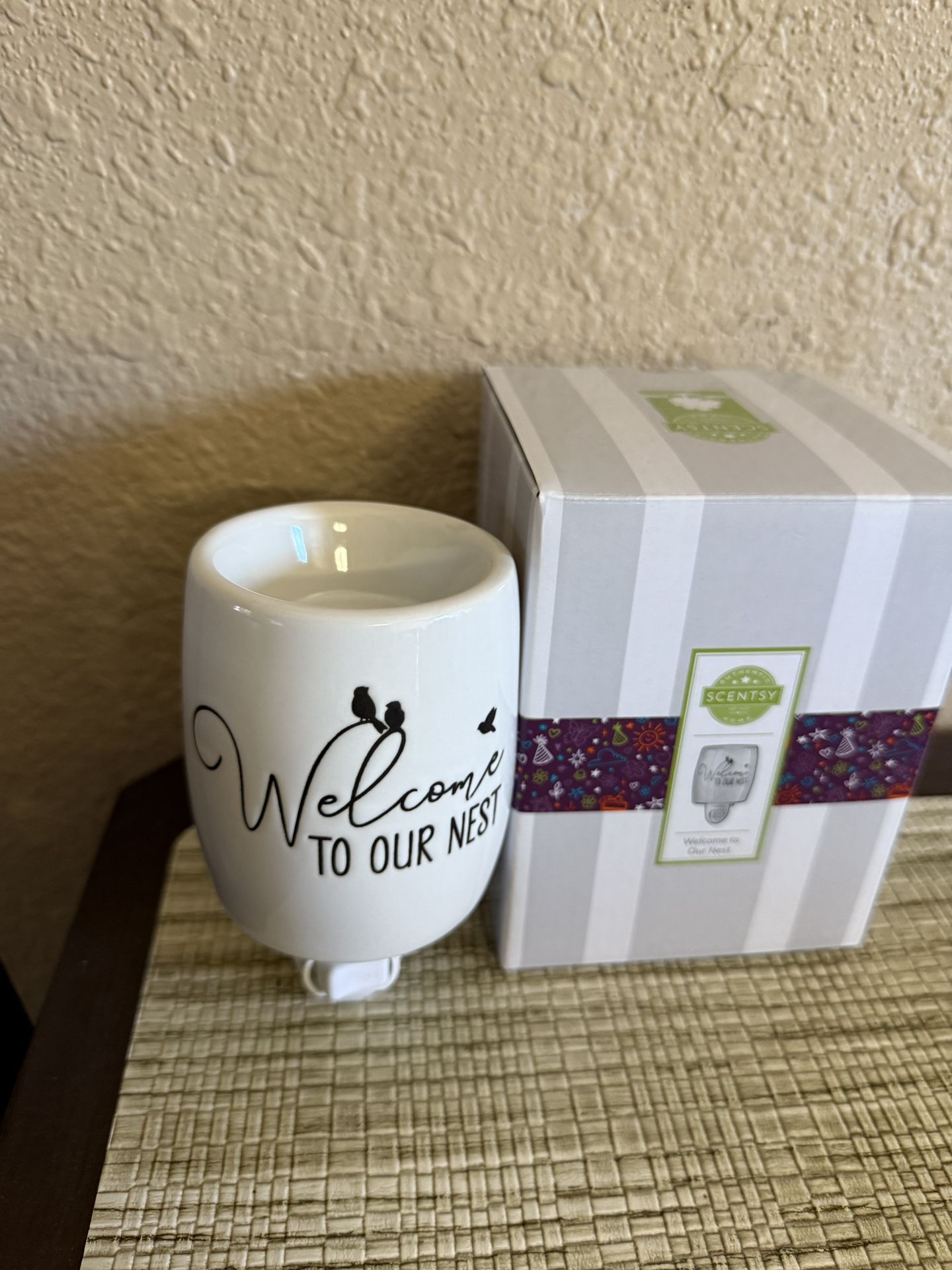 Scentsy Plug In Warmer