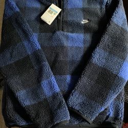 Nike Blue Plaid Sherpa Fleece Pullover – Men’s