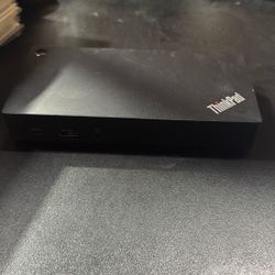 ThinkPad Universal USB-C Dock