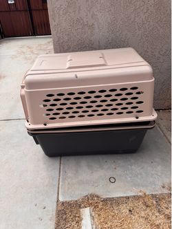 Extra Large Heavy-Duty Dog Crate / Pet Kennel with Metal Door