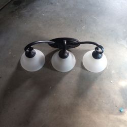 Bathroom Lights/ Luces para Baño 