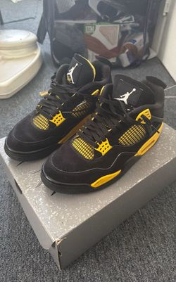 Jordan 4s