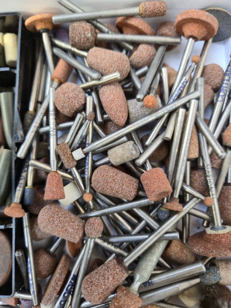 Assorted Dremal Tool Bits