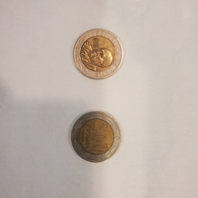 Chilean Coins Of 500 Pesos Year 2000