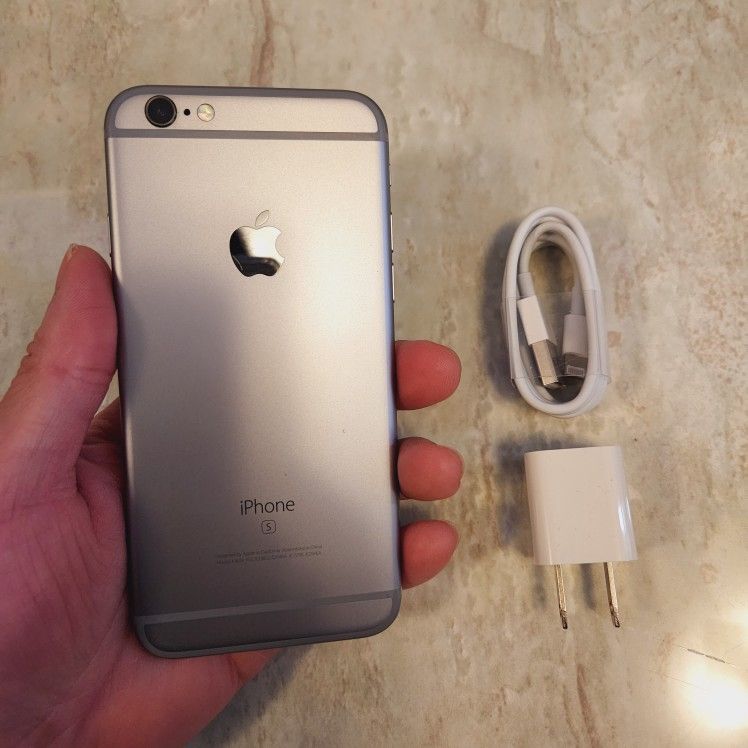 iPhone 6s - UNLOCKED - Like New