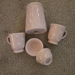 Adorable Heart Dish Set