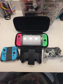 NINTENDO SWITCH
