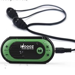 Waterproof MP3 Player, idoooz IPX8 Swimming Music Player with Clip, Underwater Music Player with Headphones for Swimming, Running Jogging (Includes Un
